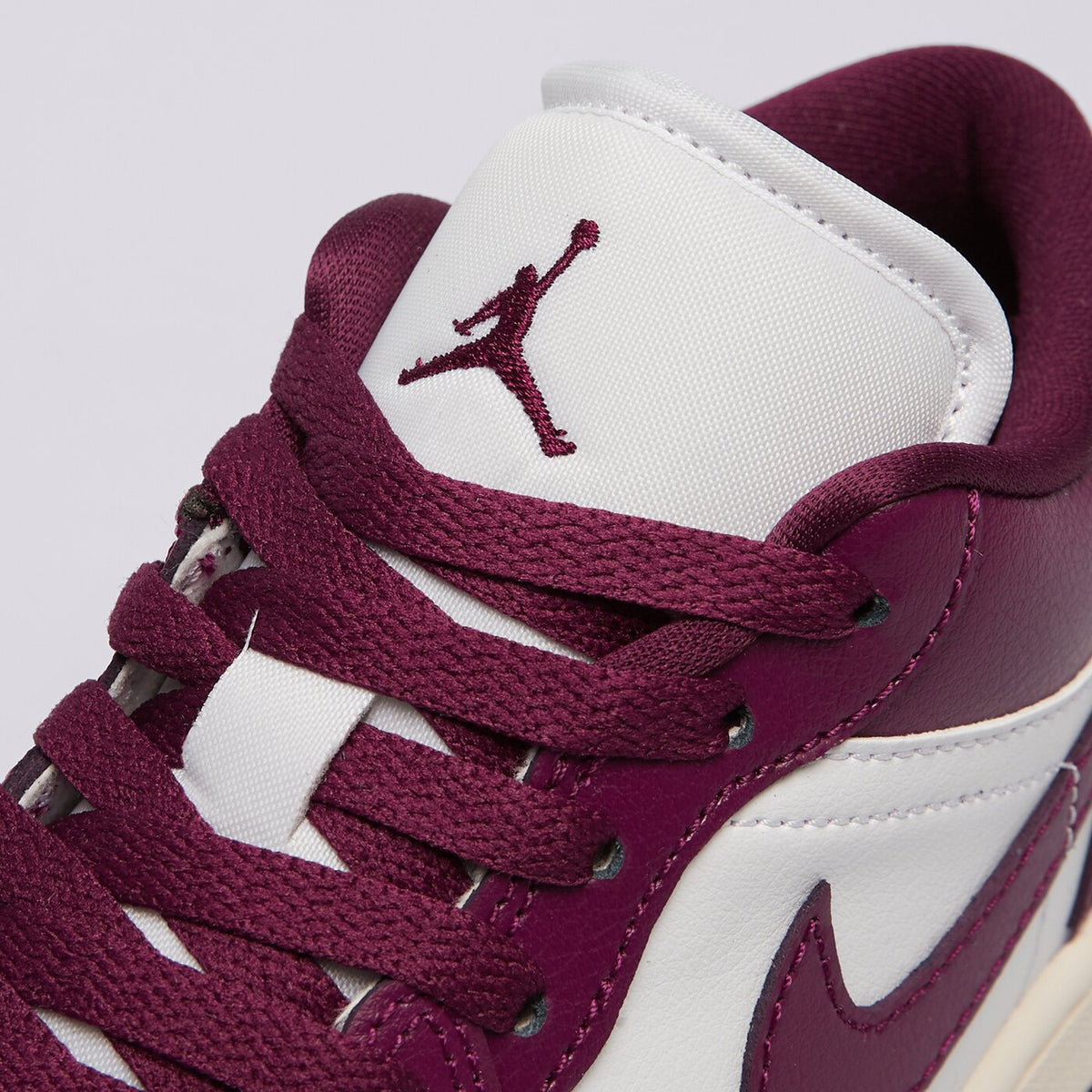 AJ 1 Low Women's - Burgundy