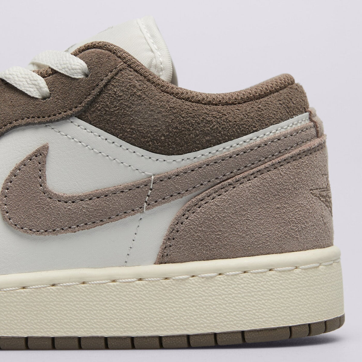 AJ 1 Low GS - White 553560-026