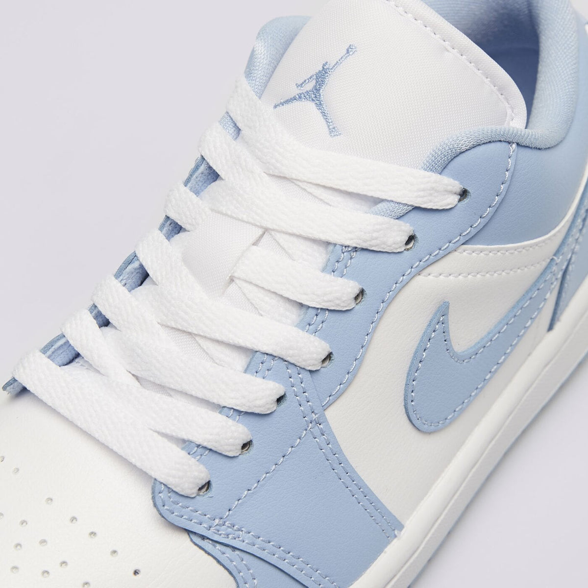 AJ 1 Low Women's - White DC0774-142