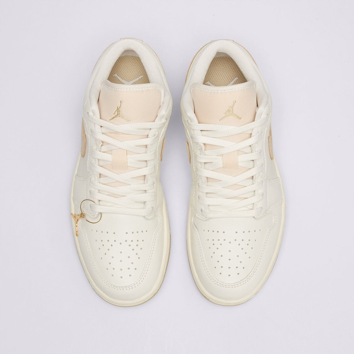 AJ 1 Low SE Women's - Tan HV5157-100
