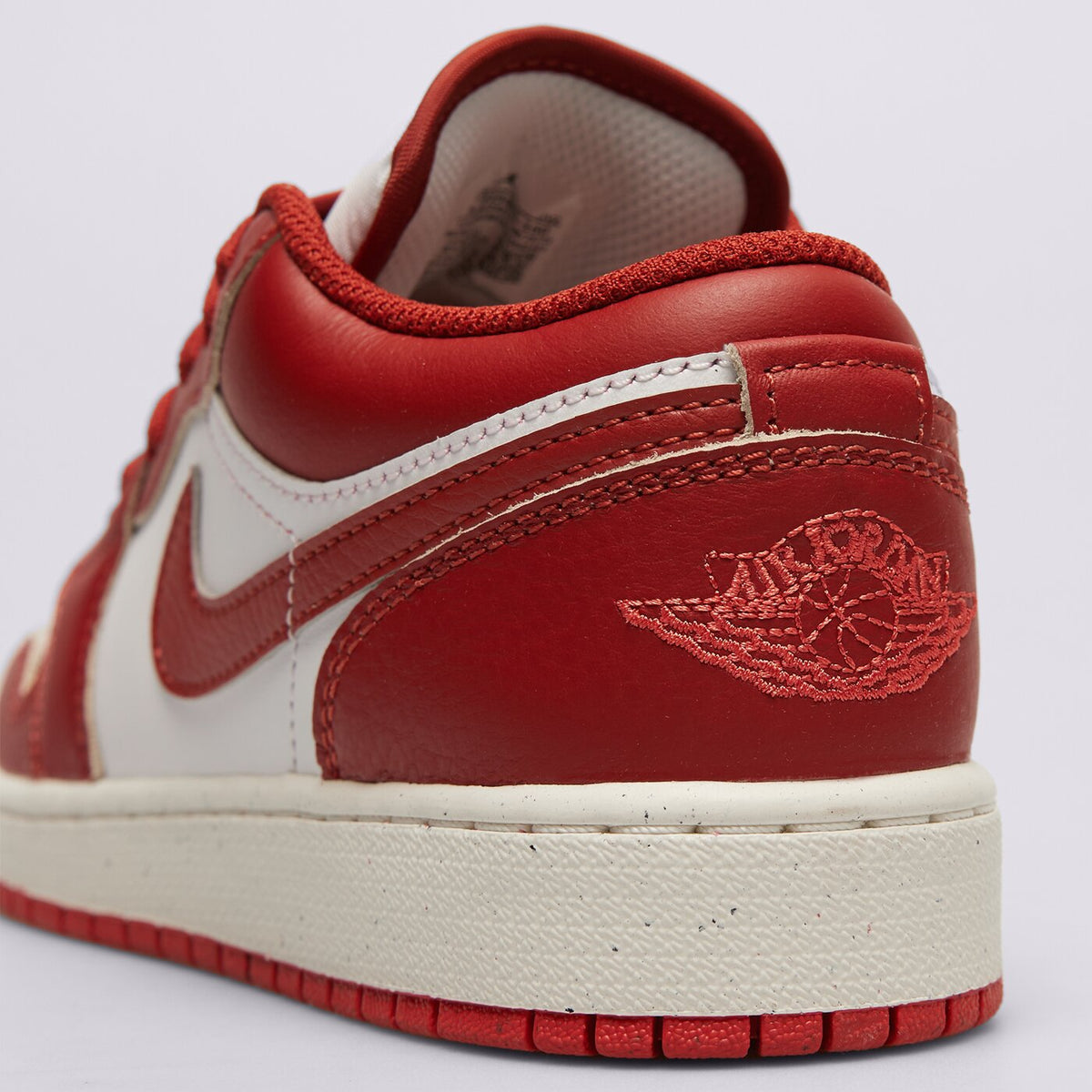 AJ 1 Low SE GS - Red