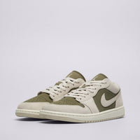 AJ 1 Low SE - Grey