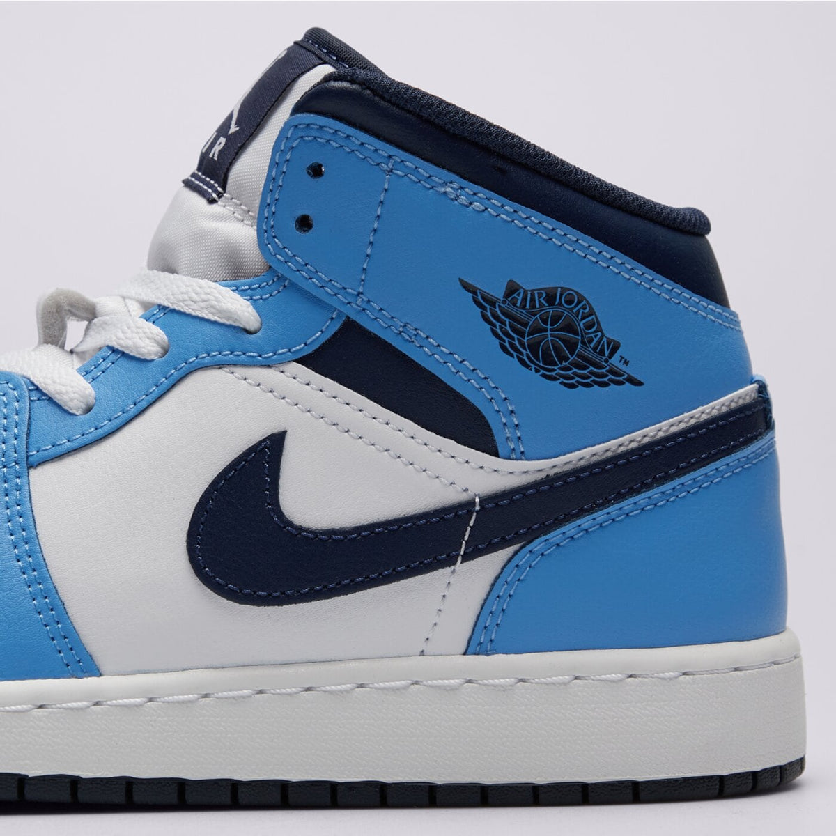 AJ 1 Mid GS - White DQ8423-405