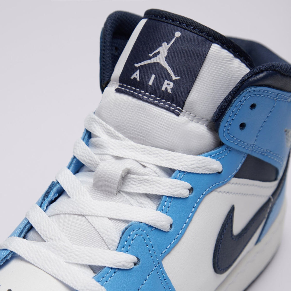 AJ 1 Mid GS - White DQ8423-405