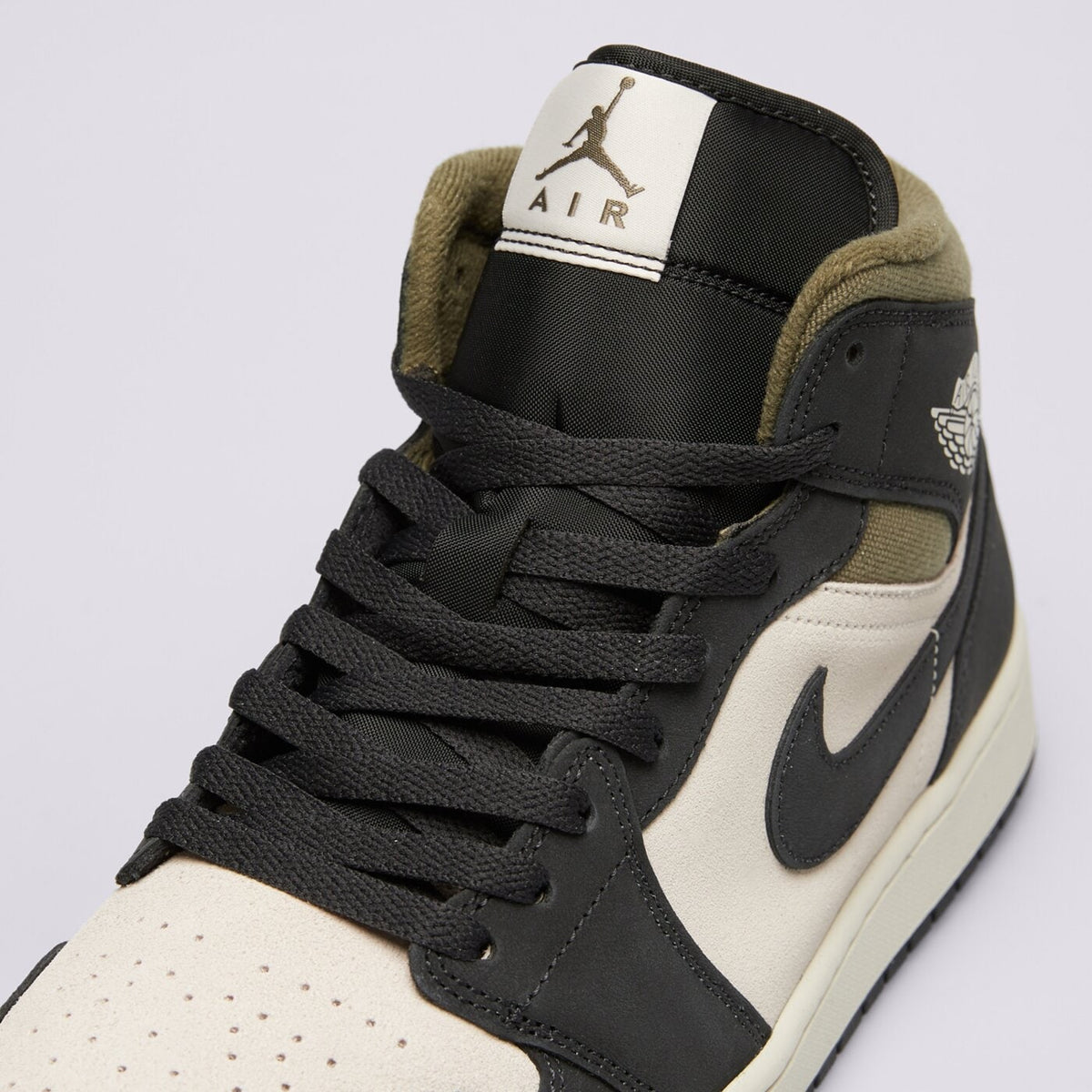 AJ 1 Mid - Green HV4091-102