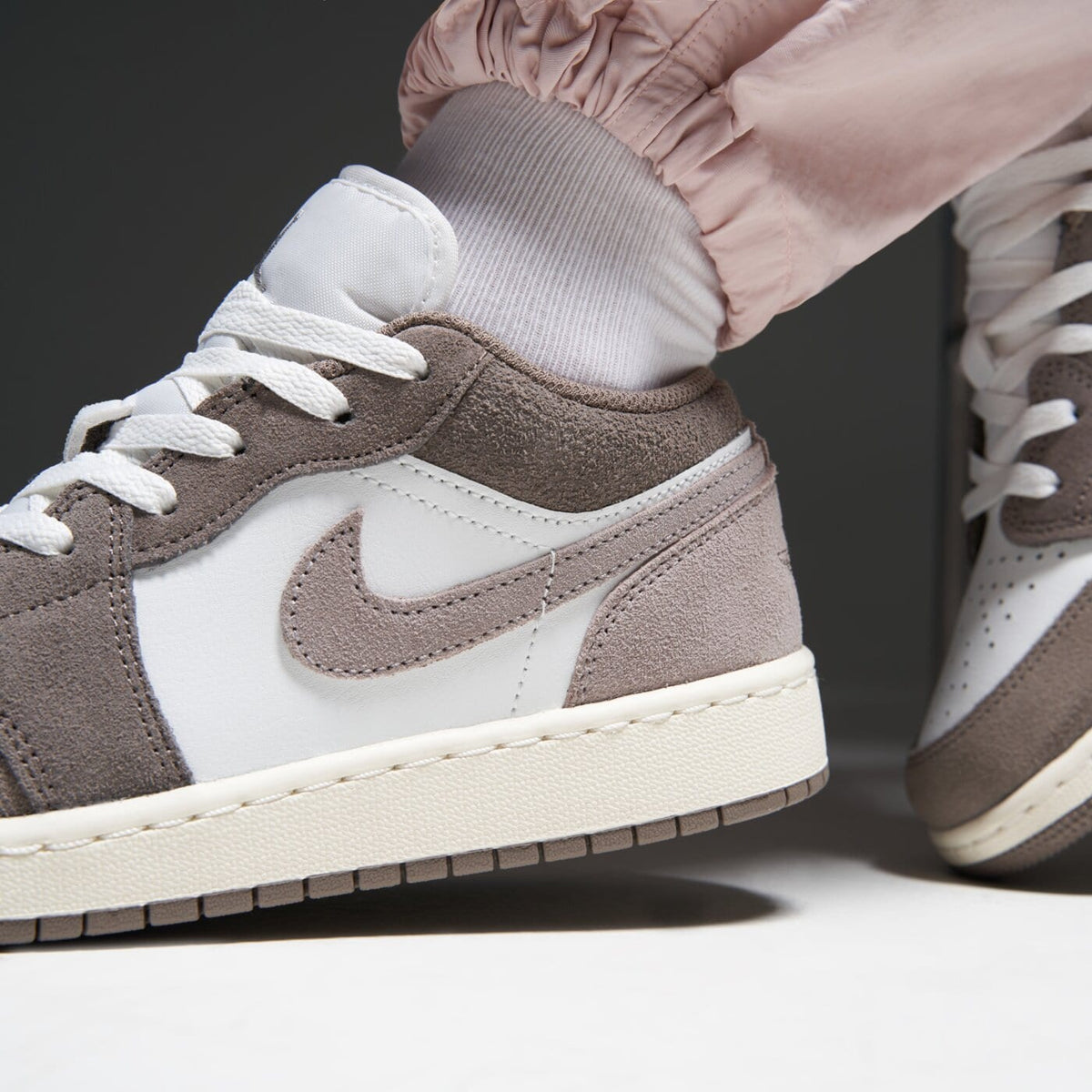 AJ 1 Low GS - White 553560-026