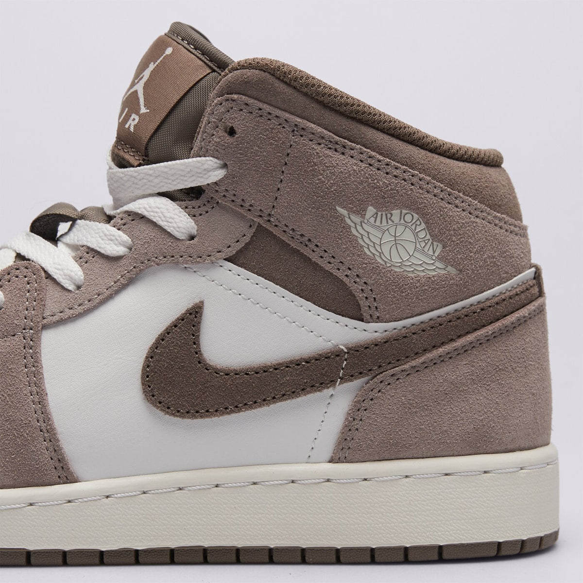 AJ 1 Mid GS - White DQ8423-003