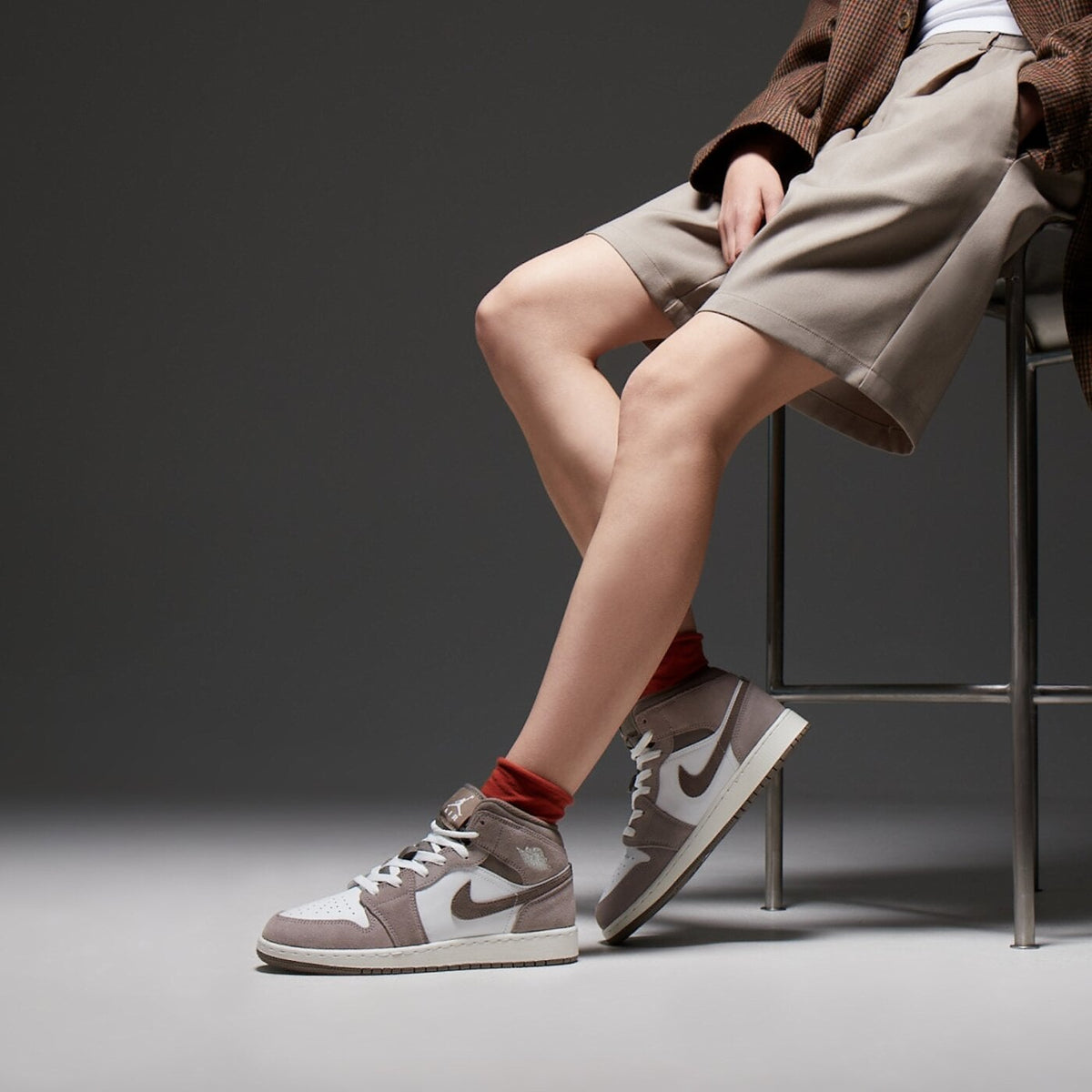 AJ 1 Mid GS - White DQ8423-003