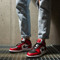 AJ 1 Mid GS - Red
