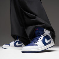 AJ 1 Mid - Grey