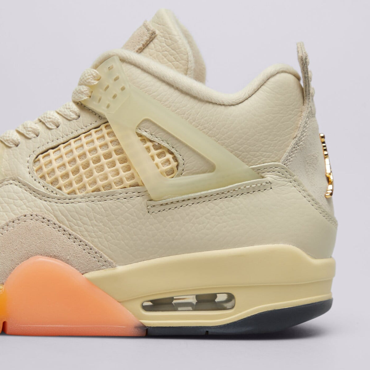 AJ 4 Retro Women's - Tan HV0823-101