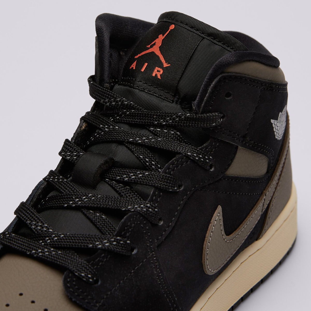 AJ 1 Mid GS - Brown IB7053-002