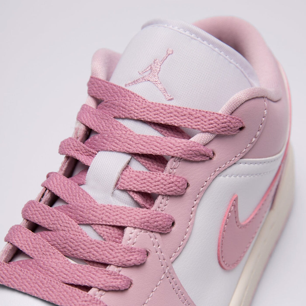 AJ 1 Low Women's - White DC0774-607