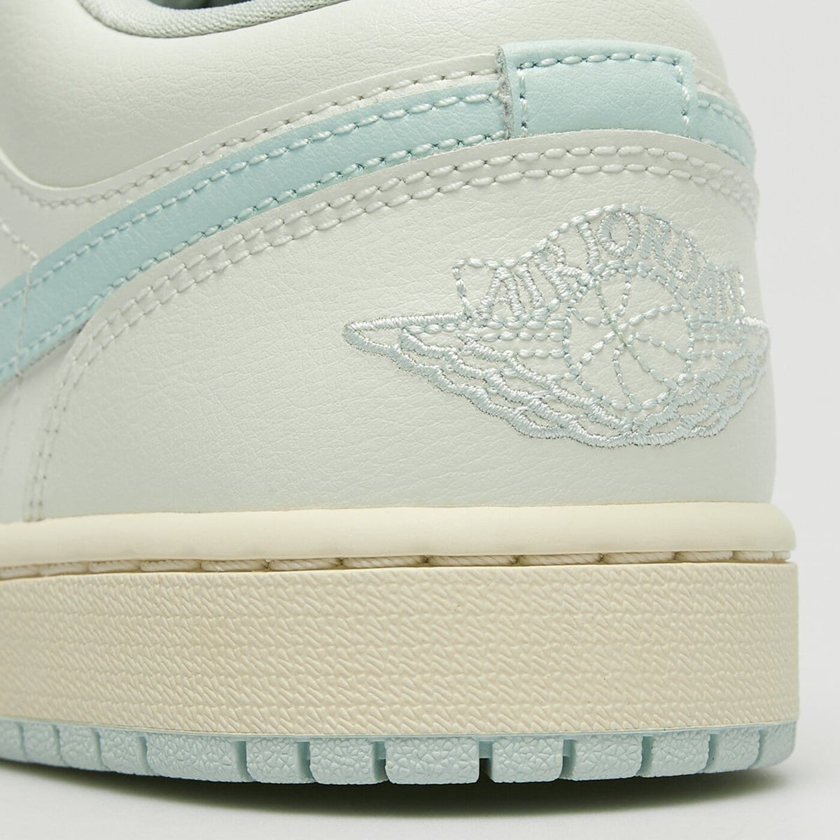 AJ 1 Low Women's - Mint