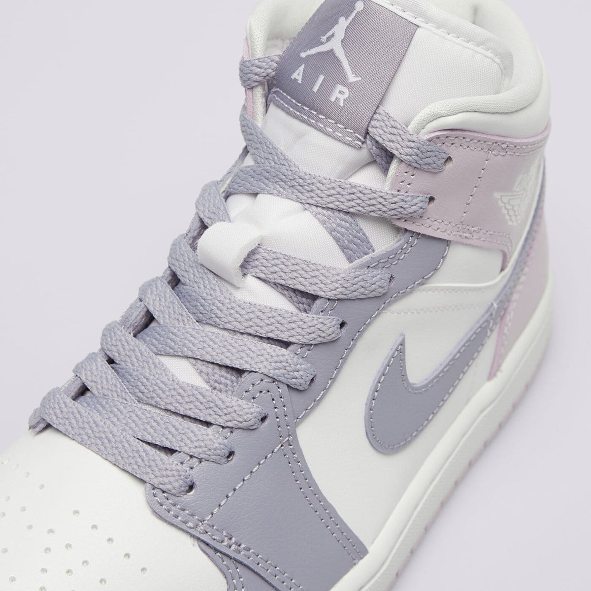 AJ 1 Mid Women's - Purple