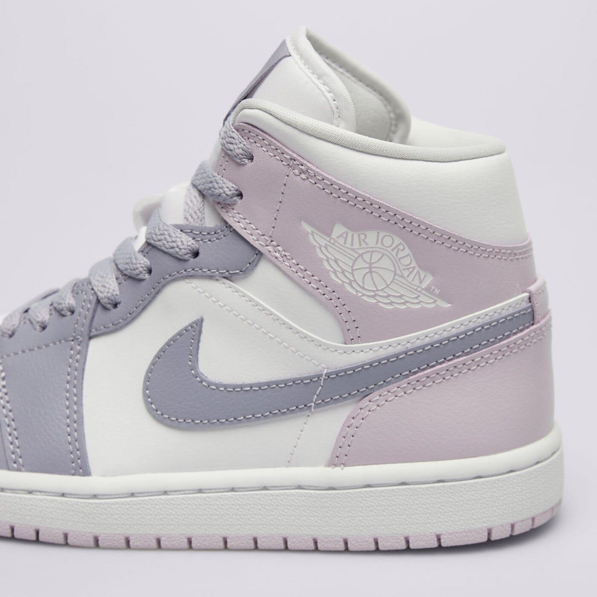 AJ 1 Mid Women's - Purple